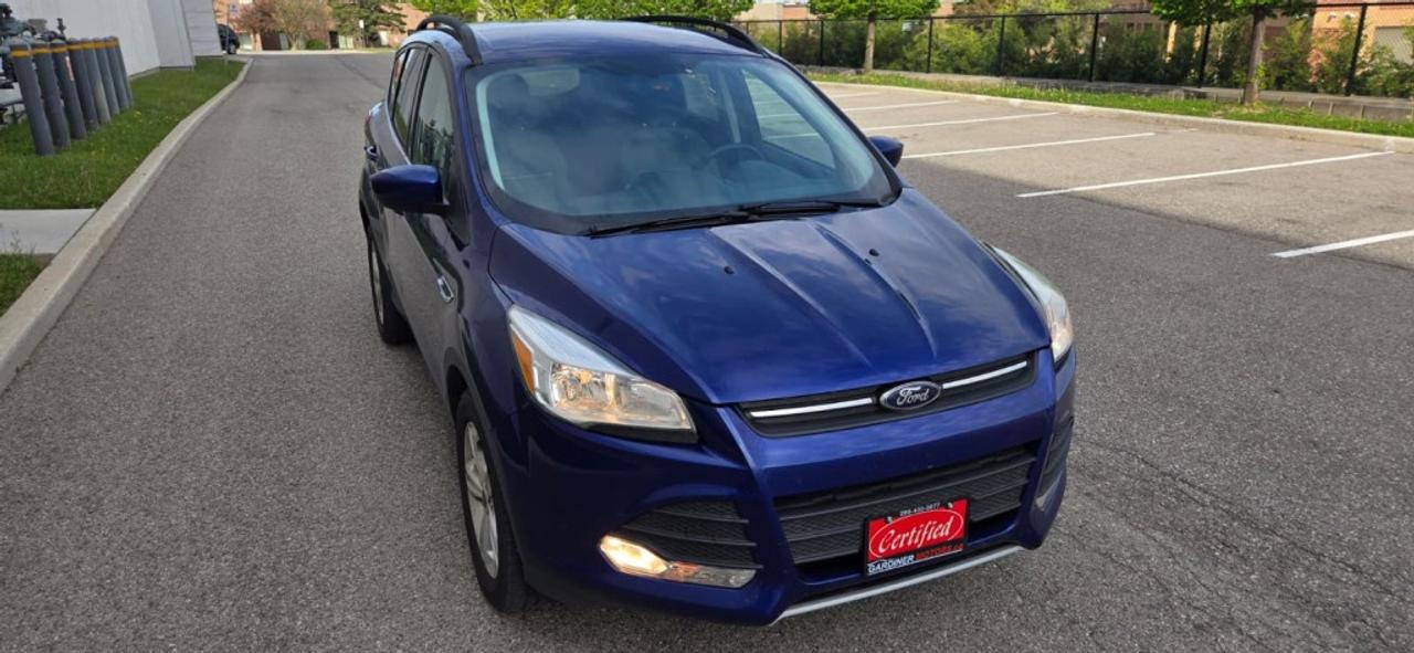 2015 Ford Escape SE 4dr Front-wheel Drive Automatic Photo