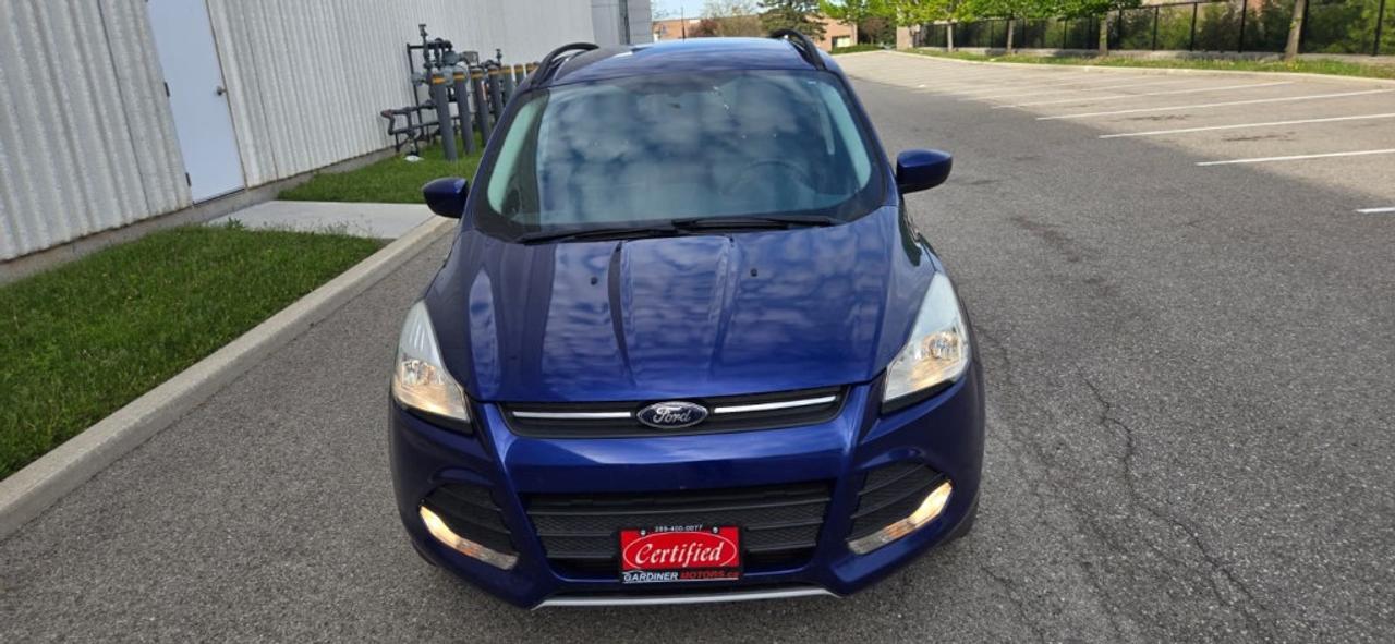 2015 Ford Escape SE 4dr Front-wheel Drive Automatic Photo