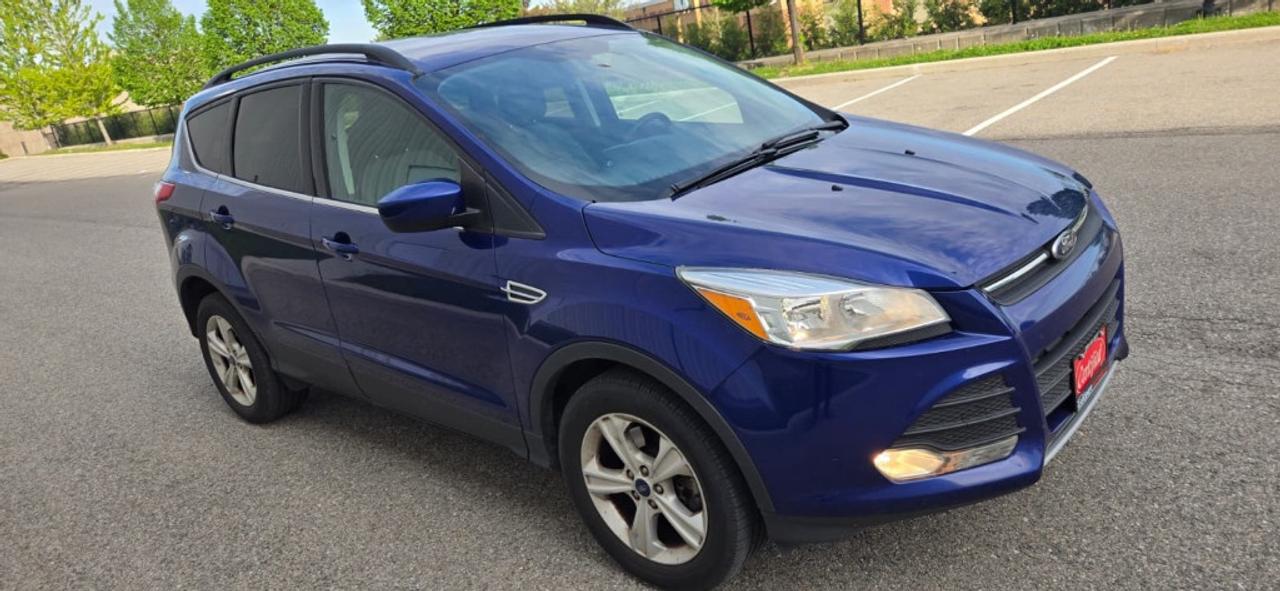 2015 Ford Escape SE 4dr Front-wheel Drive Automatic Photo