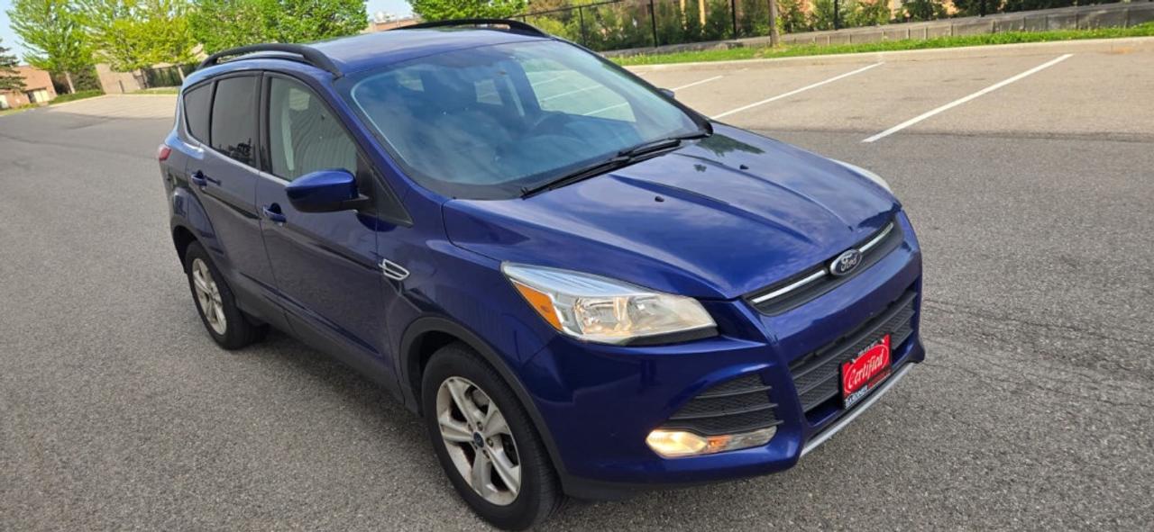 2015 Ford Escape SE 4dr Front-wheel Drive Automatic Photo