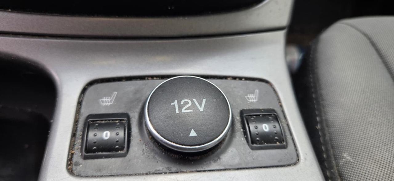 2015 Ford Escape SE 4dr Front-wheel Drive Automatic Photo