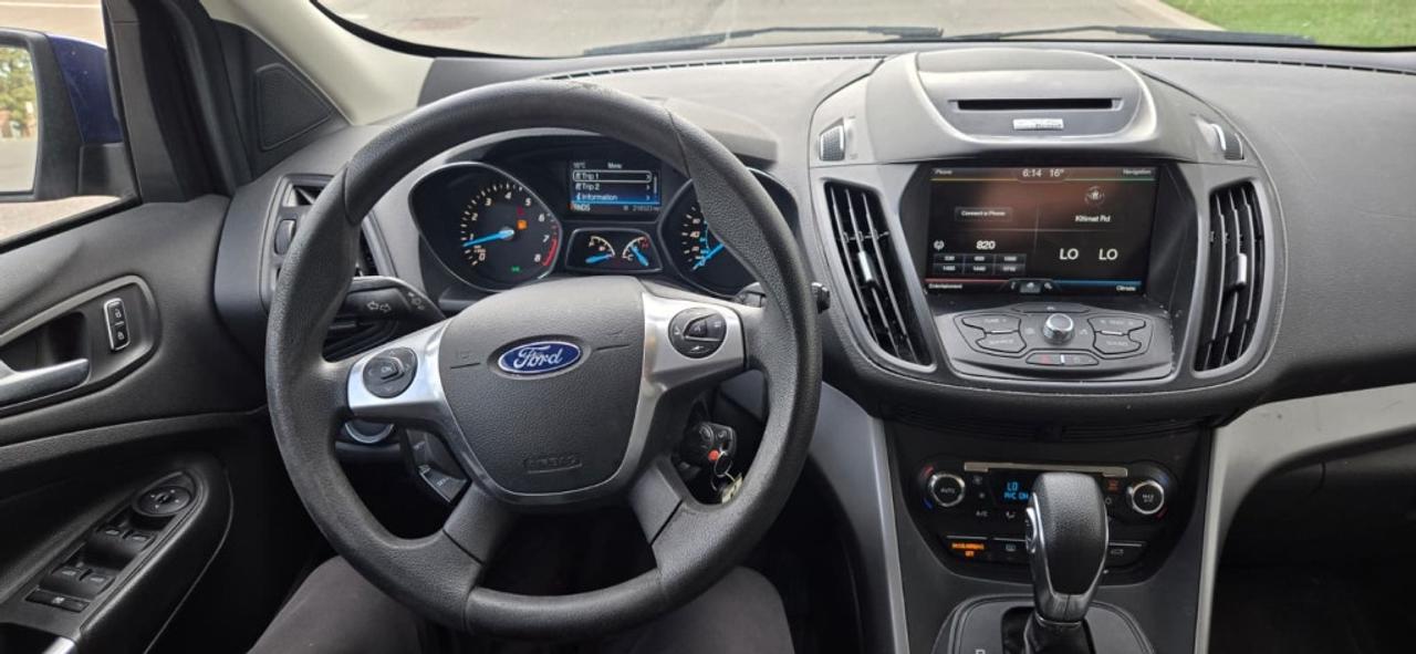 2015 Ford Escape SE 4dr Front-wheel Drive Automatic Photo