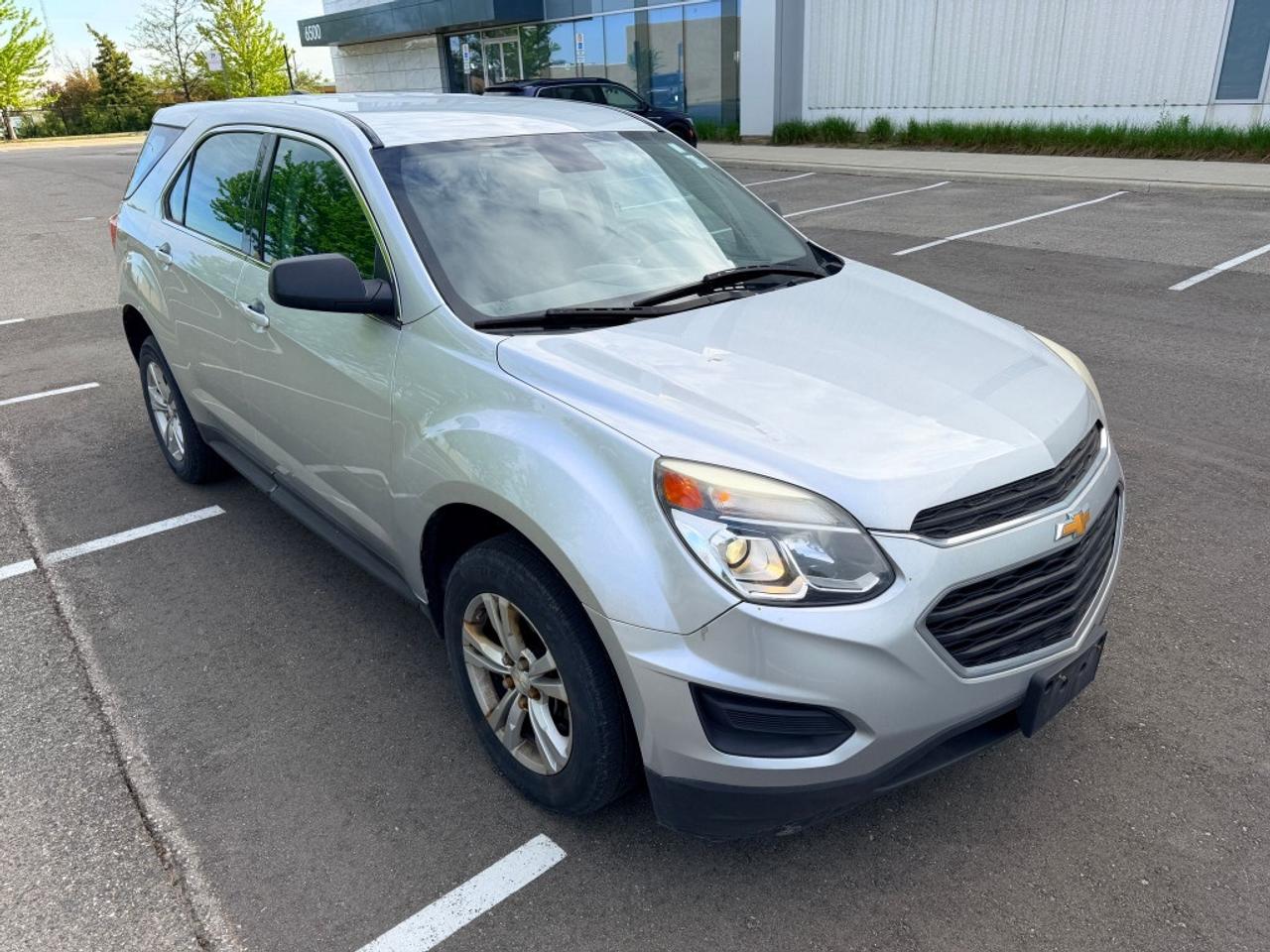 2016 Chevrolet Equinox LS Front-wheel Drive Automatic Photo2