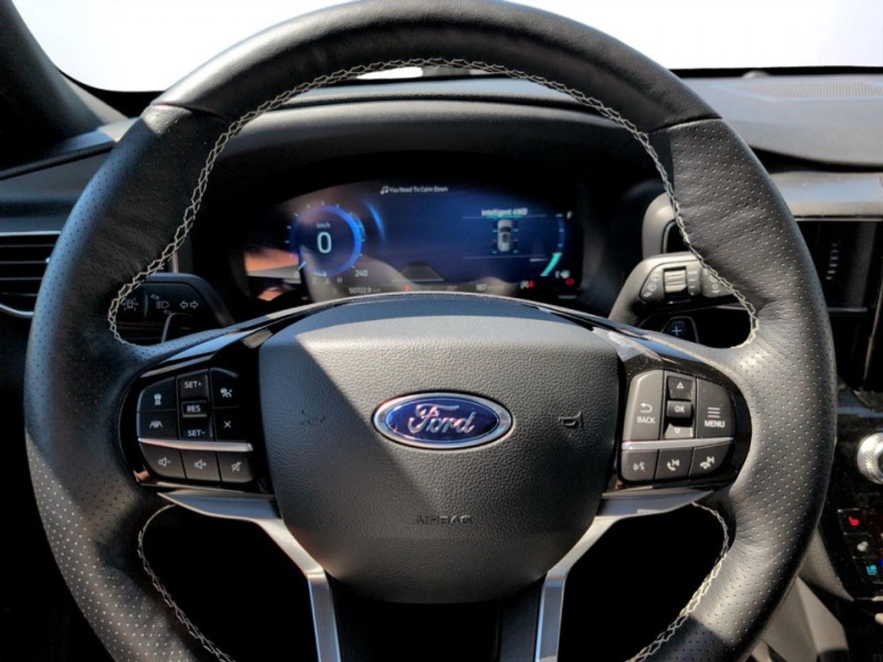 2022 Ford Explorer ST w/Premium Tech Pkg Photo