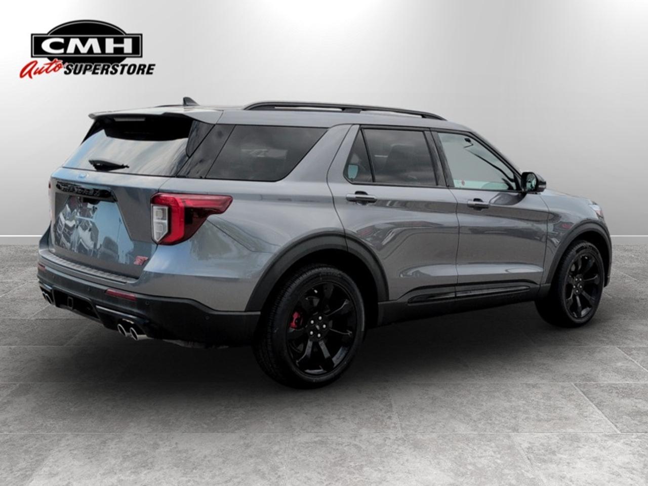 2022 Ford Explorer ST w/Premium Tech Pkg  *LOW MILEAGE* Photo