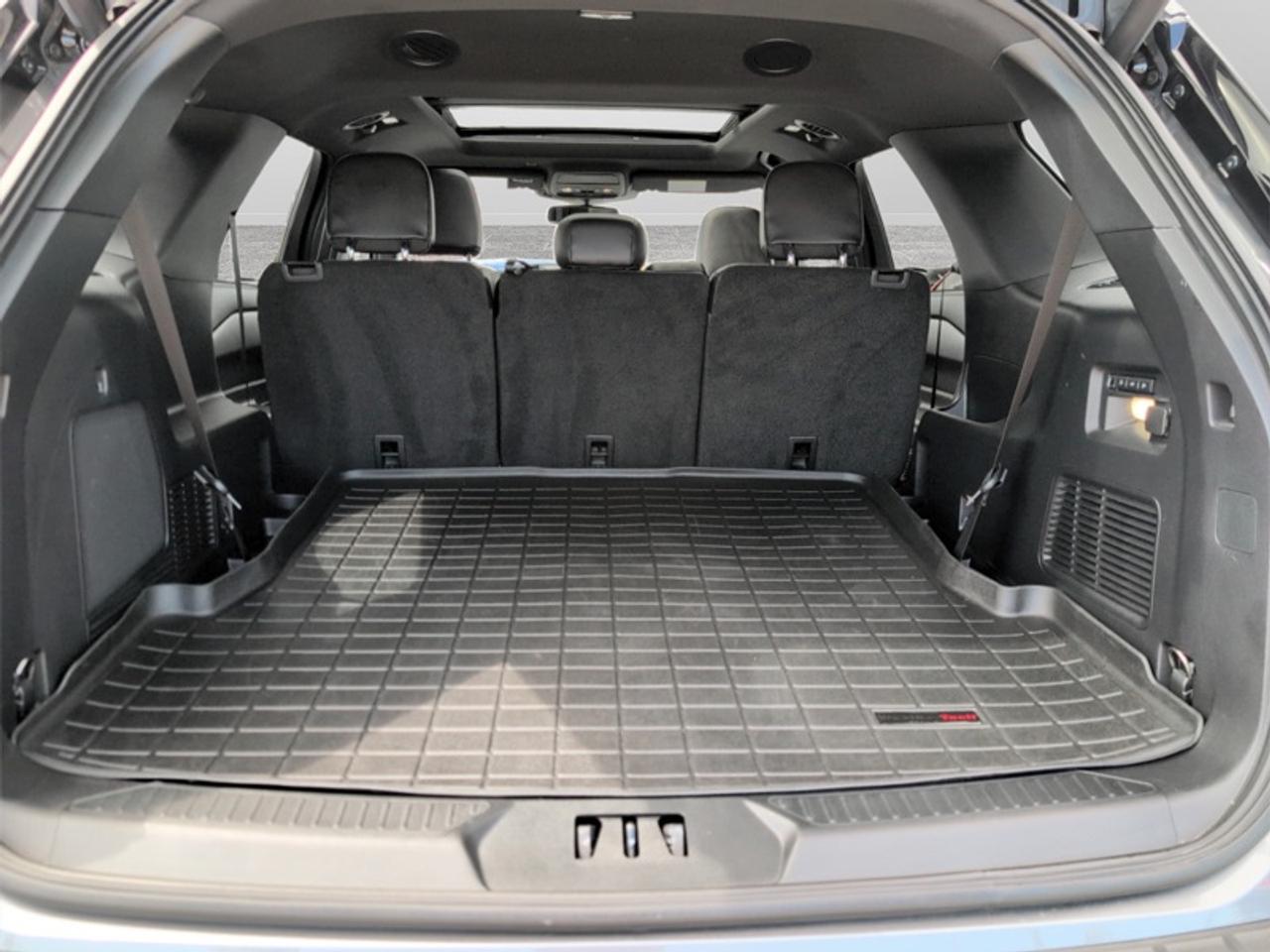 2022 Ford Explorer ST w/Premium Tech Pkg  *LOW MILEAGE* Photo