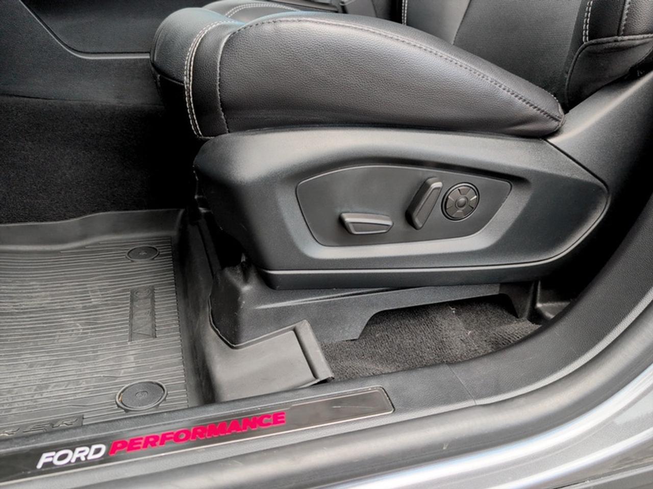 2022 Ford Explorer ST w/Premium Tech Pkg  *LOW MILEAGE* Photo