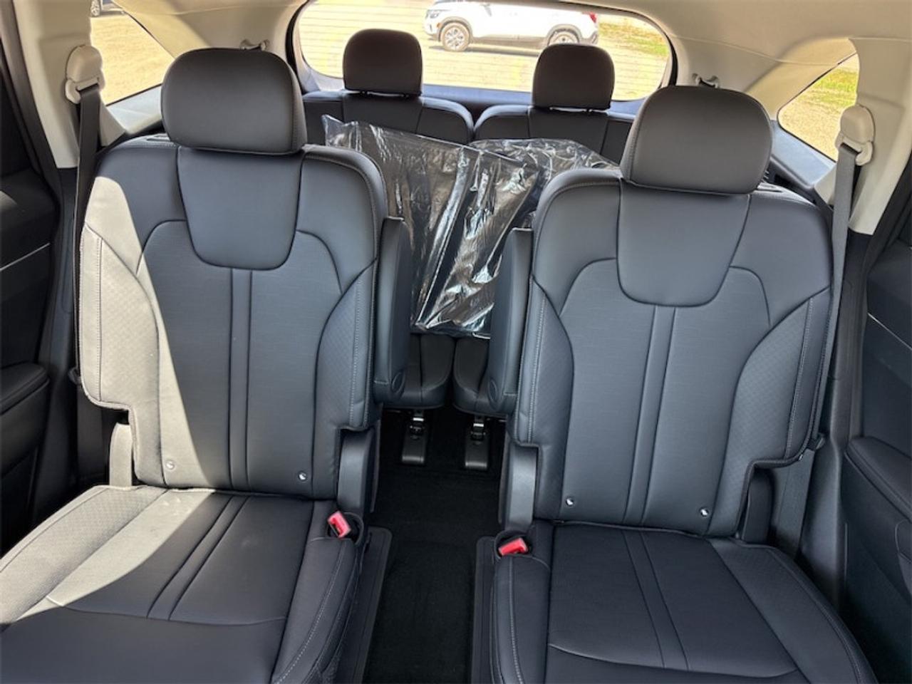 2026 Kia Sorento Hybrid EX  6 Passenger - $338 B/W Photo