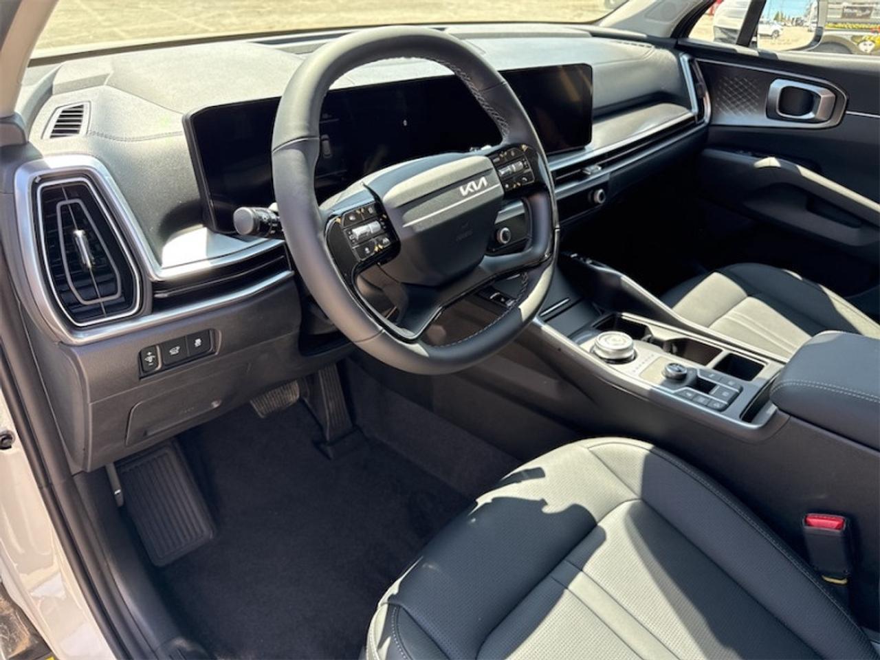 2026 Kia Sorento Hybrid EX  6 Passenger - $338 B/W Photo