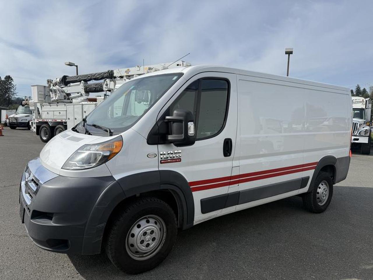 Used 2017 RAM ProMaster 1500 Low Roof Cargo Van Tradesman 136 inch WheelBase 3 passenger for sale in Burnaby, BC