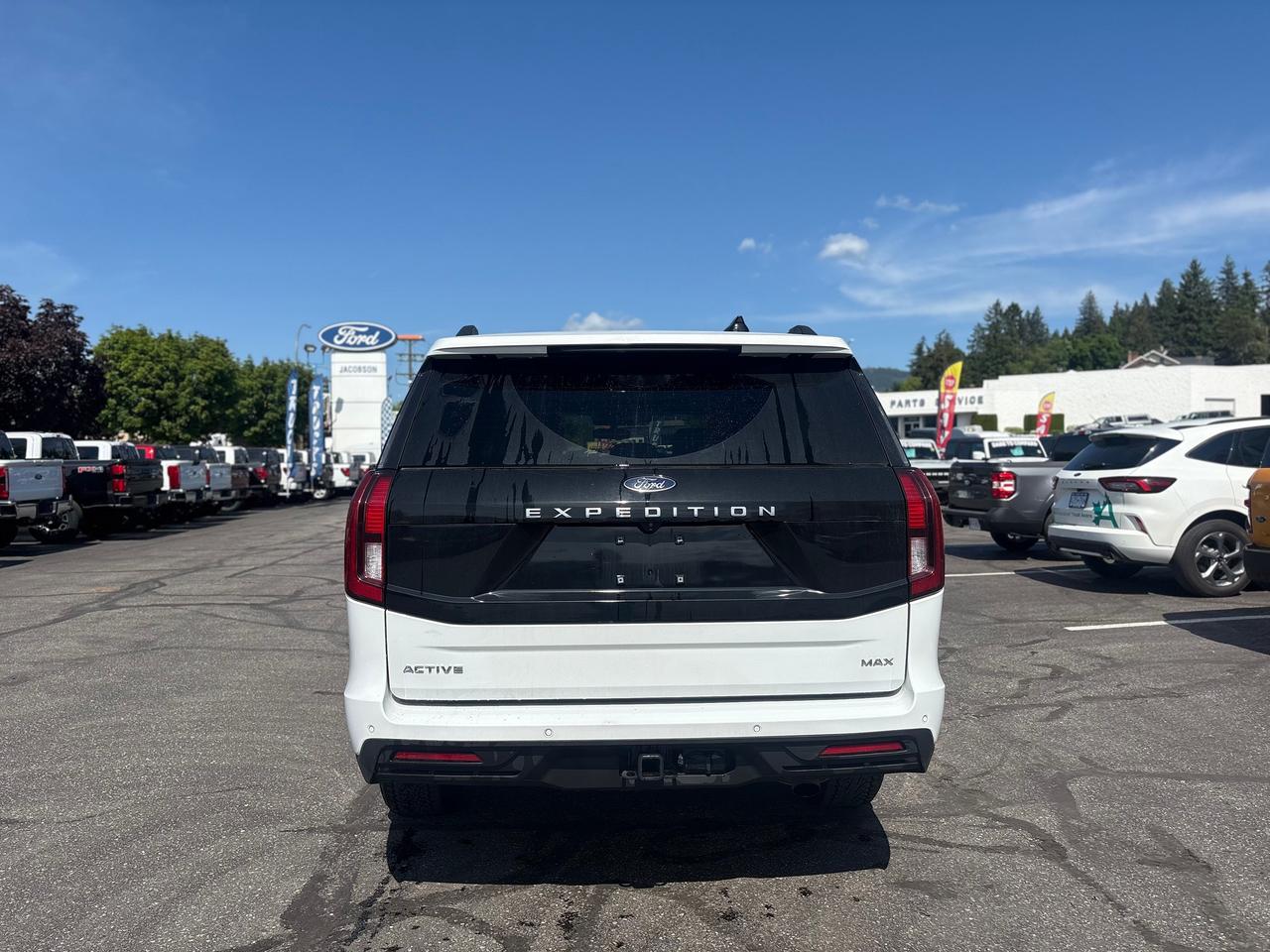 2025 Ford Expedition Active Max Photo3