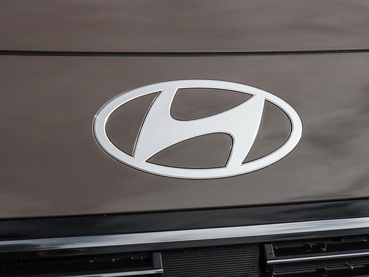 2026 Hyundai Palisade Hybrid Luxury 7-Passenger  - $206.90 /Wk Photo
