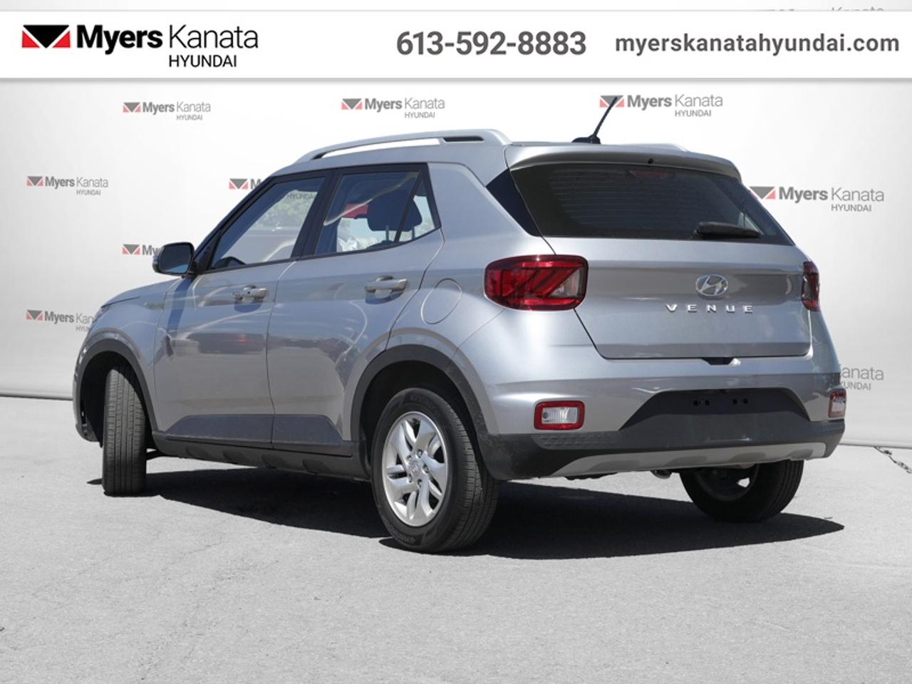 2025 Hyundai Venue Preferred IVT  - Heated Seats Photo3