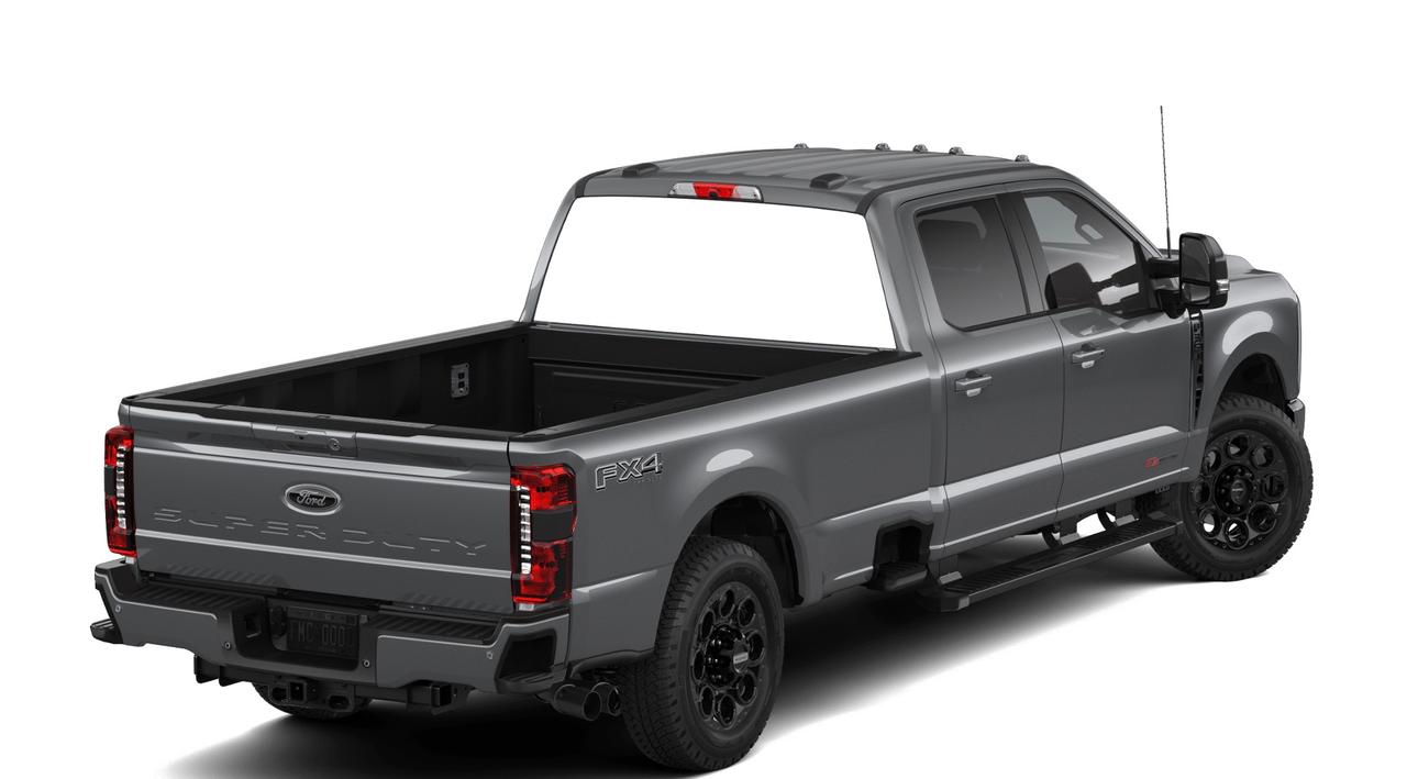 2026 Ford F-350 4X4 CREW CAB PICKUP/ Photo2