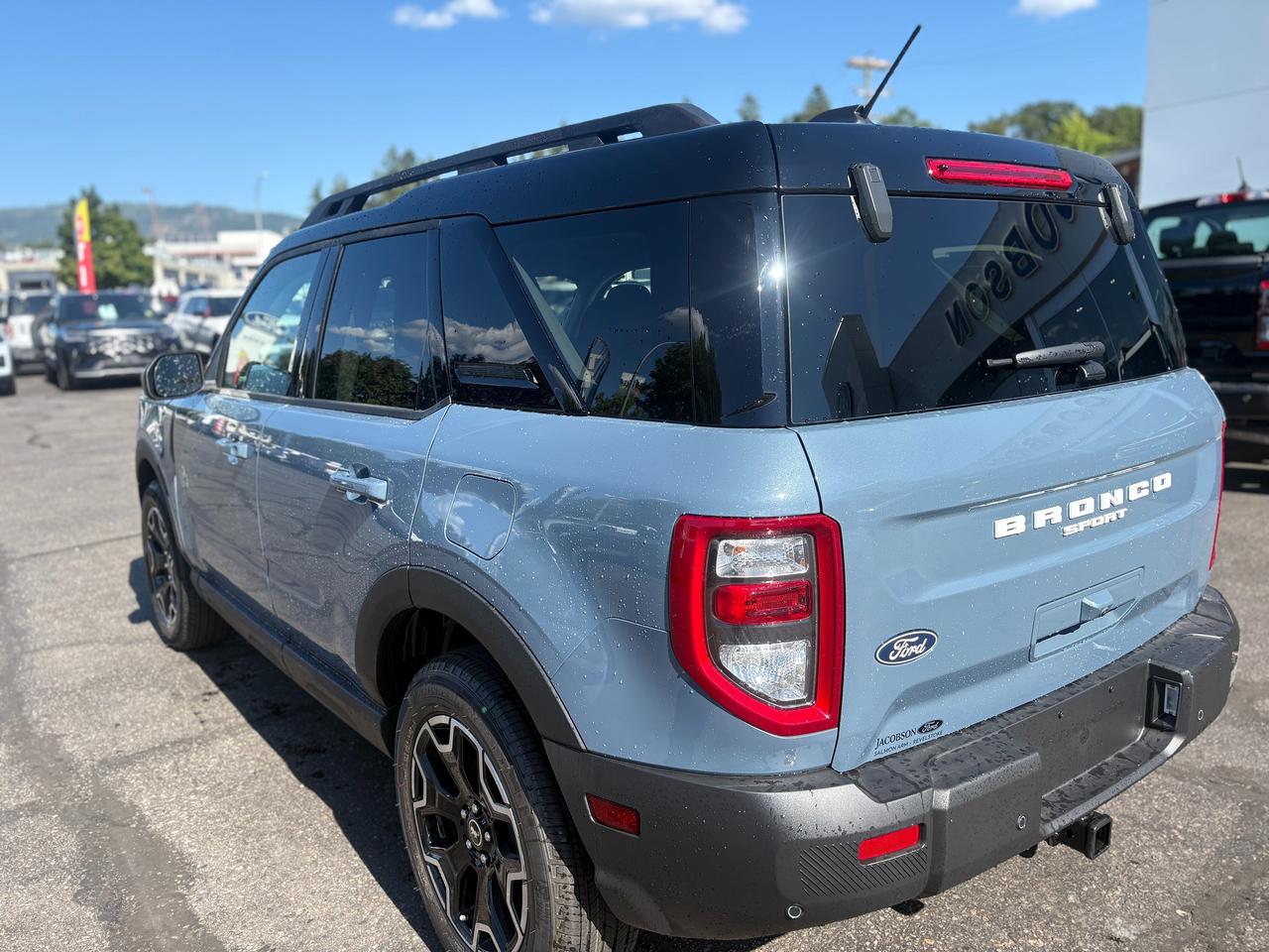 2026 Ford Bronco Sport Outer Banks Photo2
