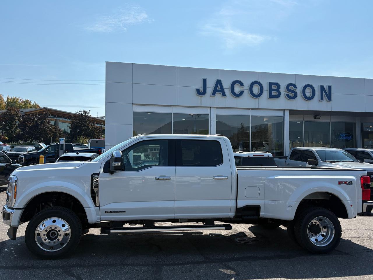 2026 Ford F-450 Super Duty DRW Lariat Photo1