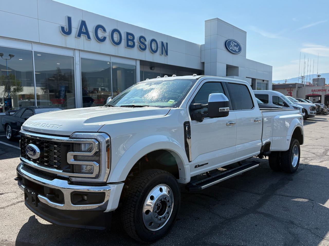 Star White Met Tri-Coat 2026 Ford F-450 Super Duty Pickup Truck Four-Wheel Drive Automatic