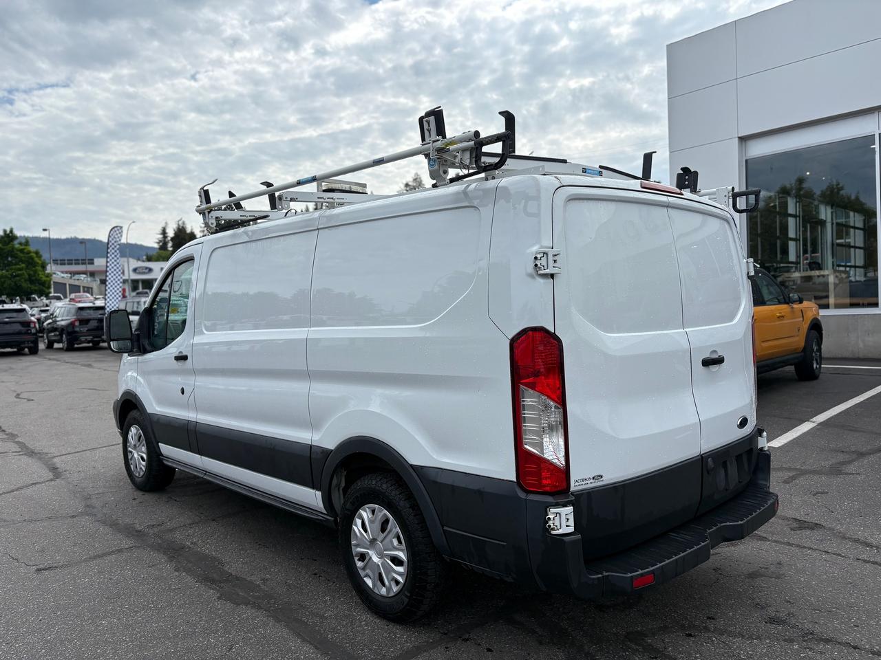 2016 Ford Transit Cargo Van BASE Photo2