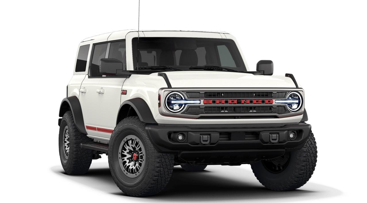 2026 Ford Bronco Outer Banks Photo3
