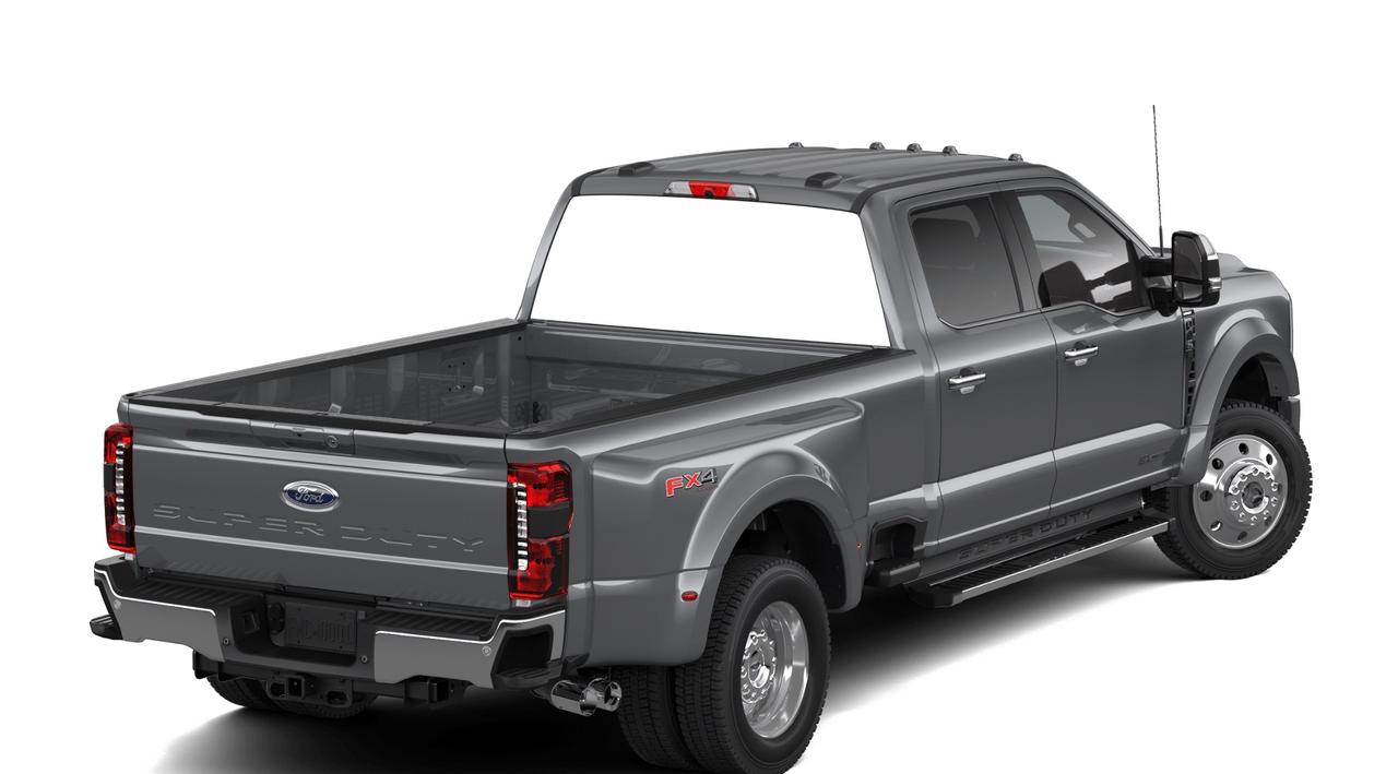 2026 Ford F-450 4X4 CREW CAB PICKUP/ Photo2