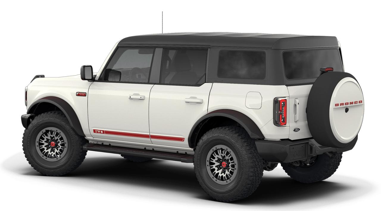 2026 Ford Bronco Outer Banks® Photo1