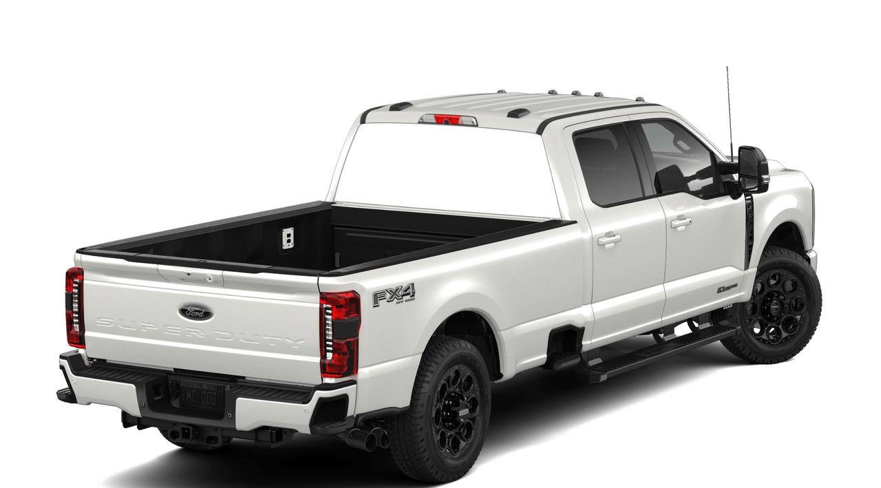 2026 Ford F-350 4X4 CREW CAB PICKUP/ Photo2