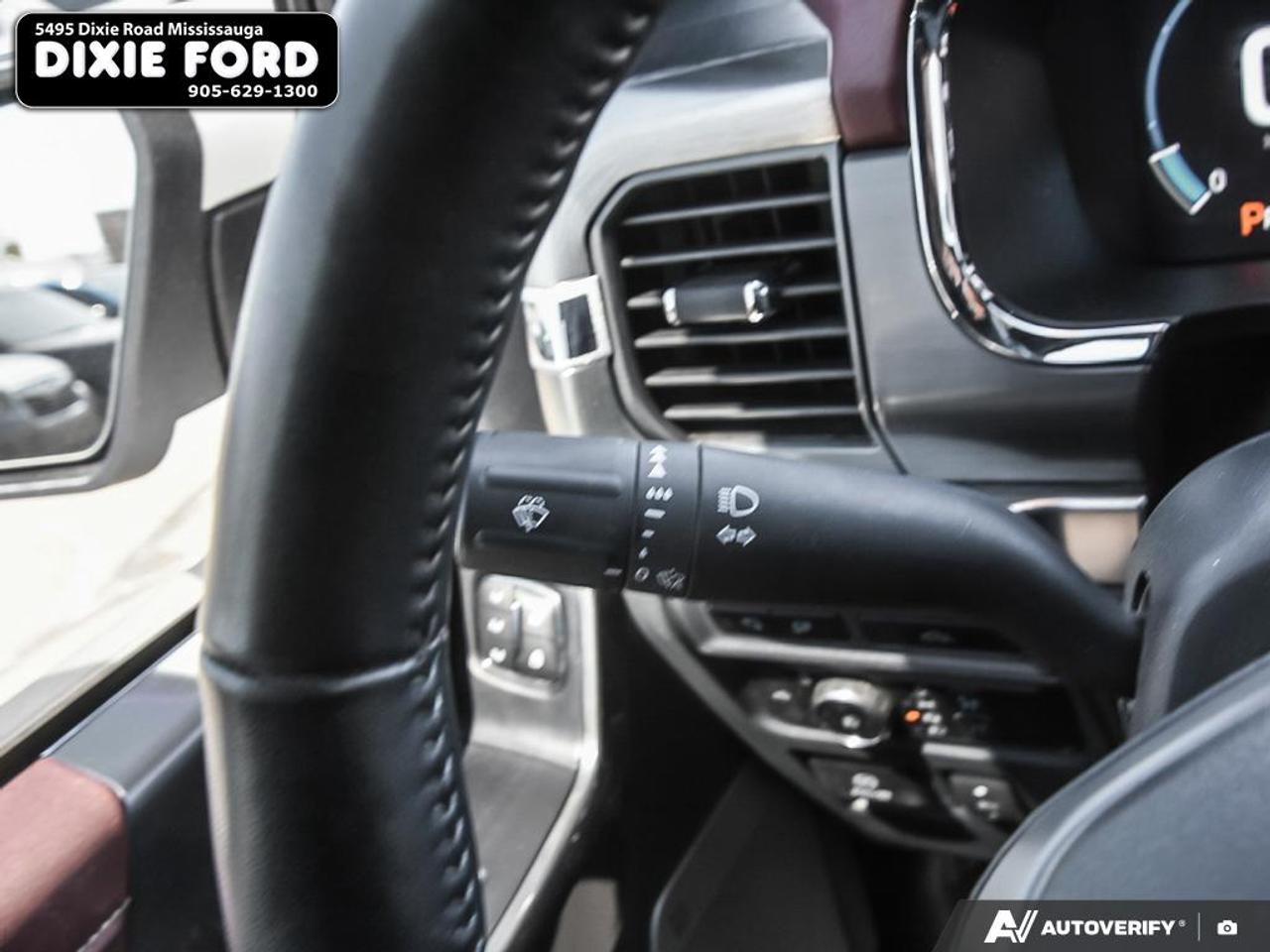 2023 Ford F-150 Lariat Photo