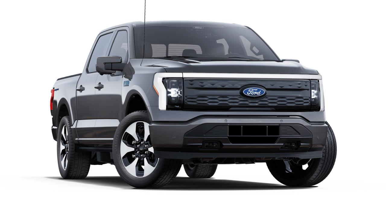 2025 Ford F-150 Lightning Platinum Photo