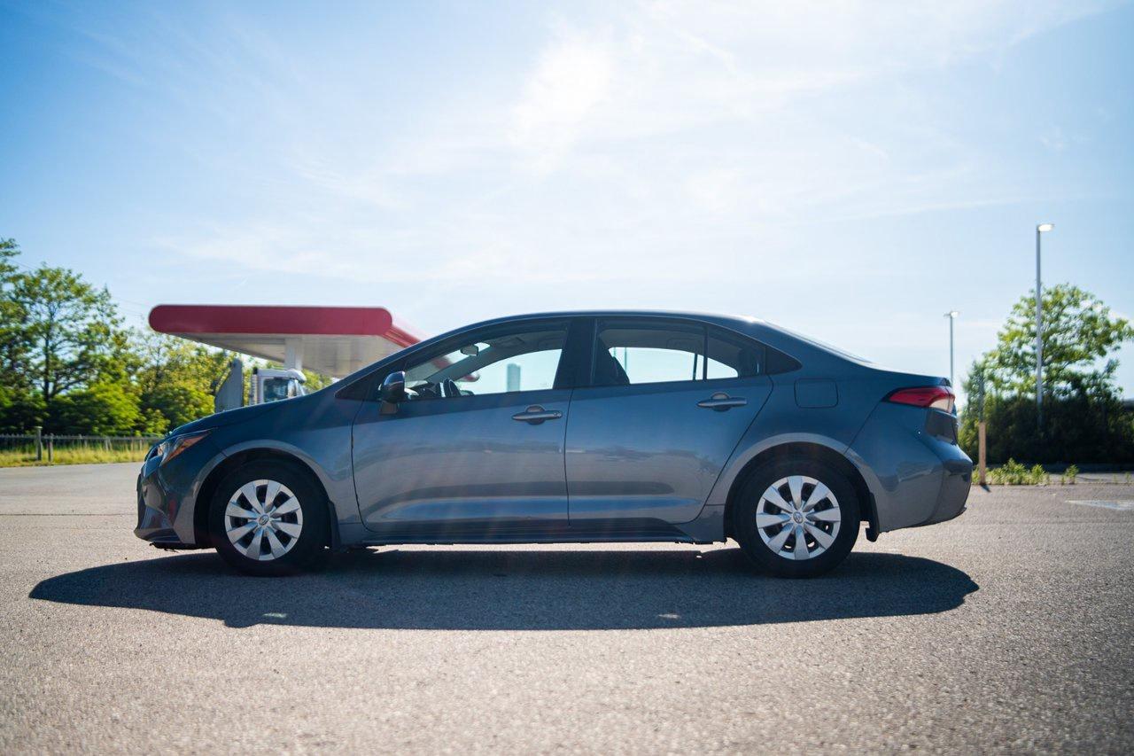2022 Toyota Corolla LE Photo