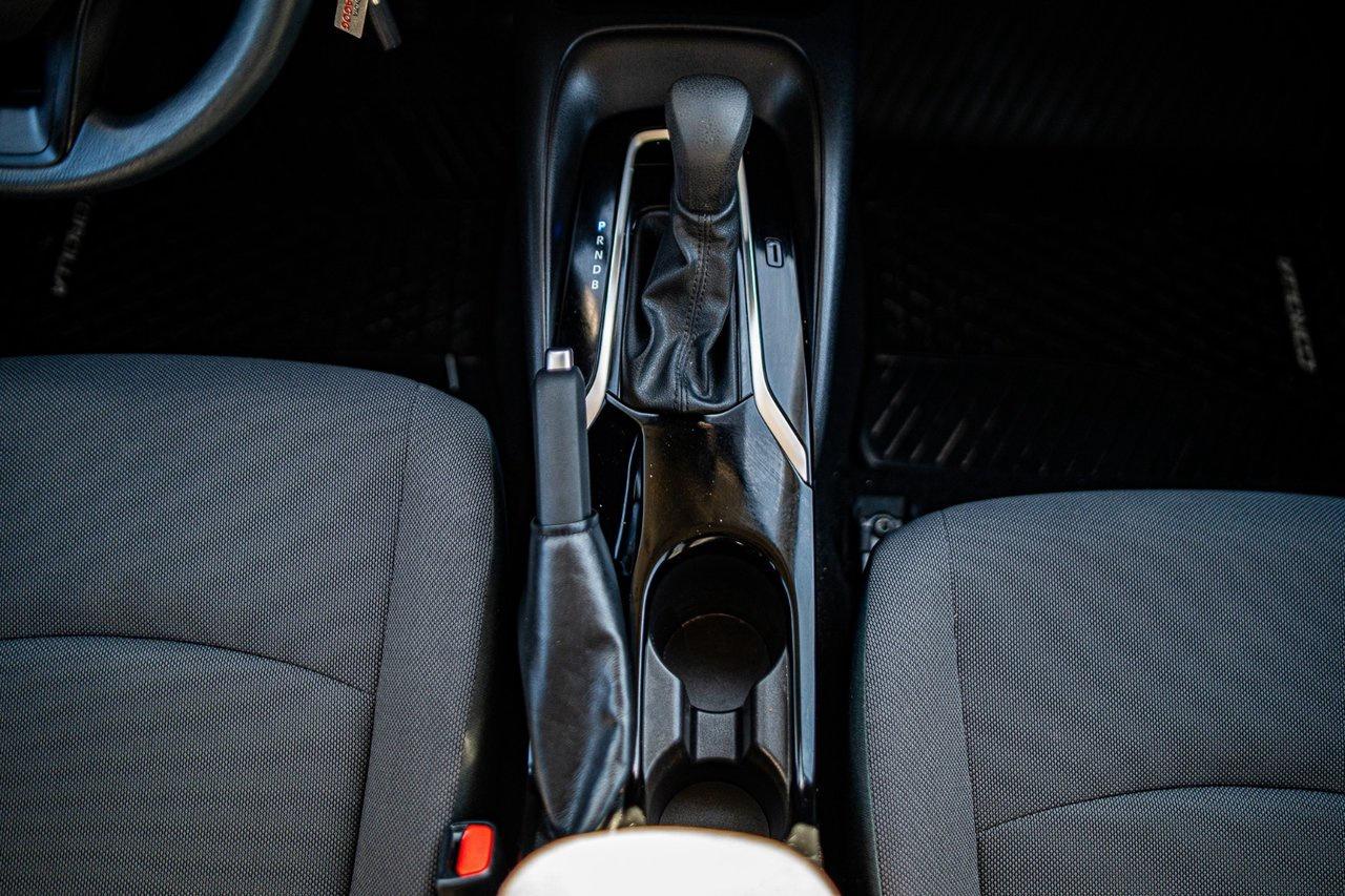 2022 Toyota Corolla LE Photo