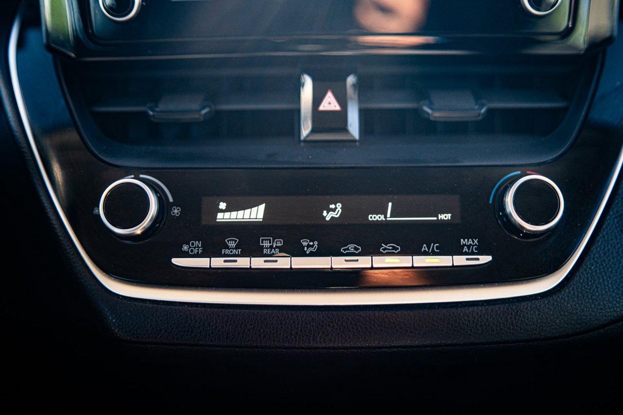 2022 Toyota Corolla LE Photo