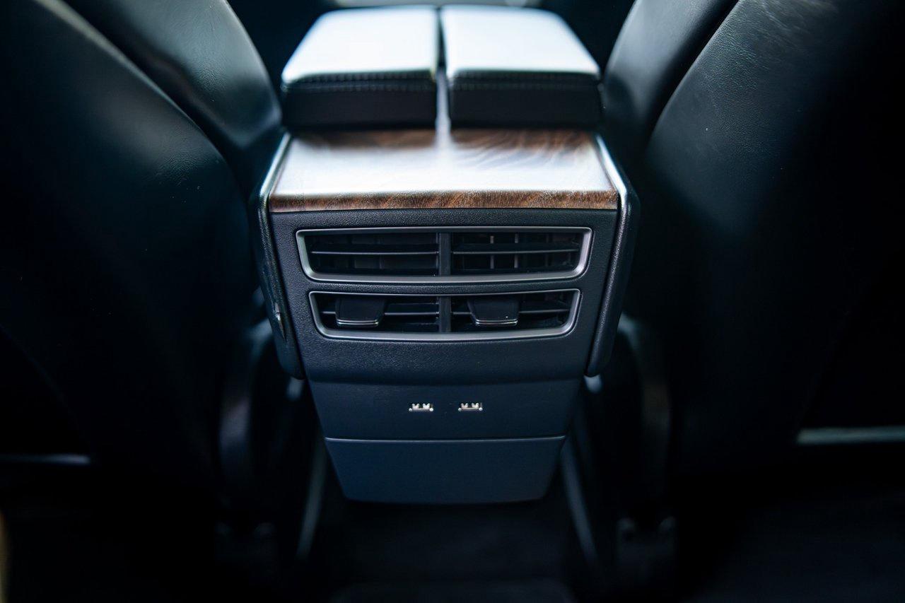2020 Tesla Model X LONG RANGE AWD Photo