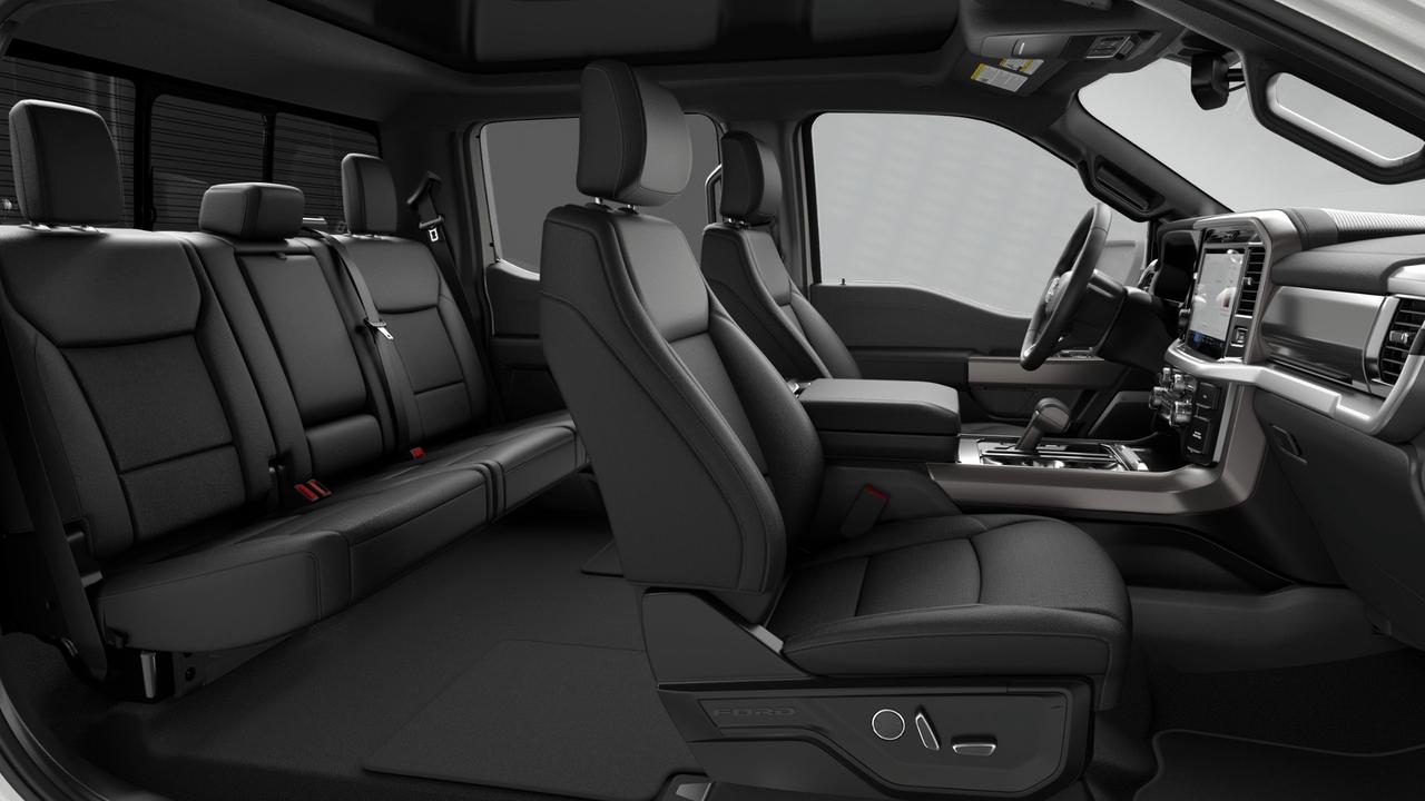 2026 Ford F-150 Lariat Photo3