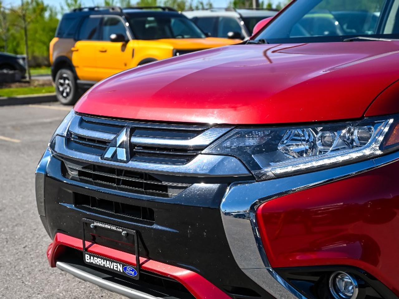 2018 Mitsubishi Outlander Phev GT Photo