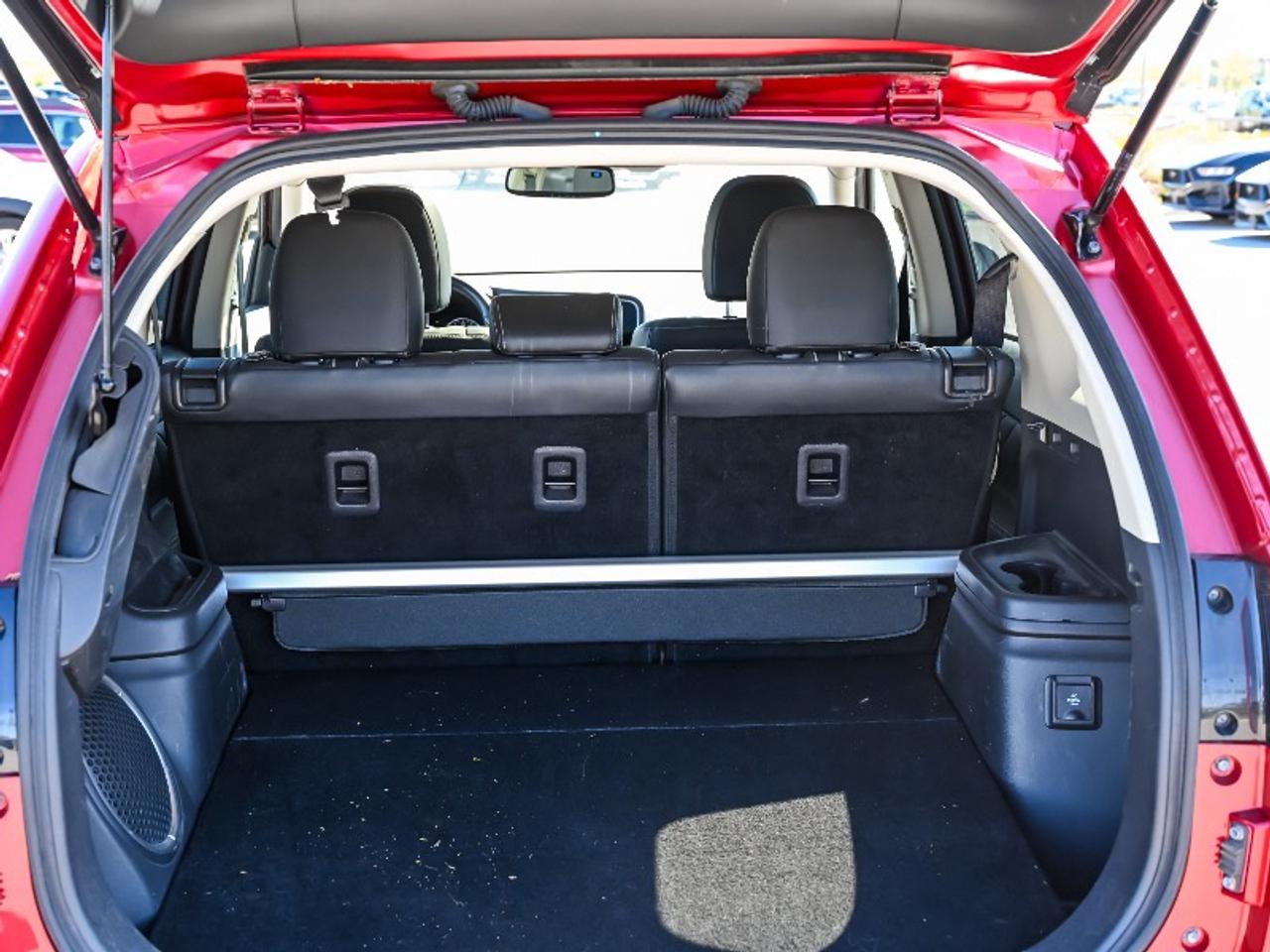 2018 Mitsubishi Outlander Phev GT Photo