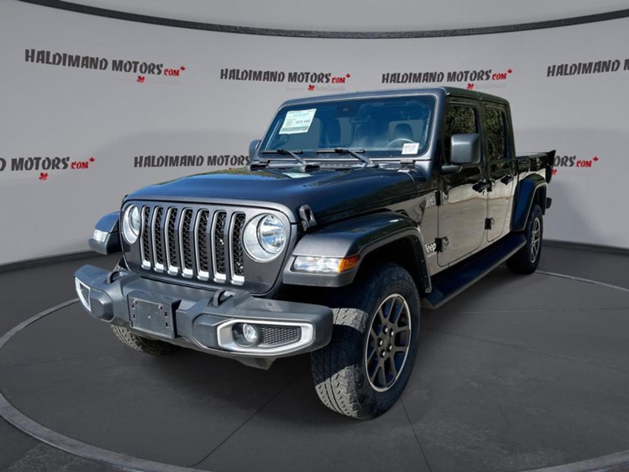 2021 Jeep Gladiator Overland 4x4 | No Accidents | Leather Seats Photo
