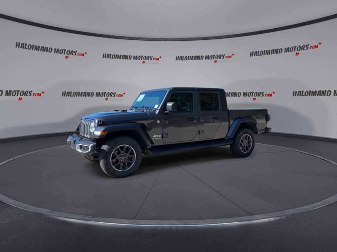 2021 Jeep Gladiator Overland 4x4 | No Accidents | Leather Seats Photo