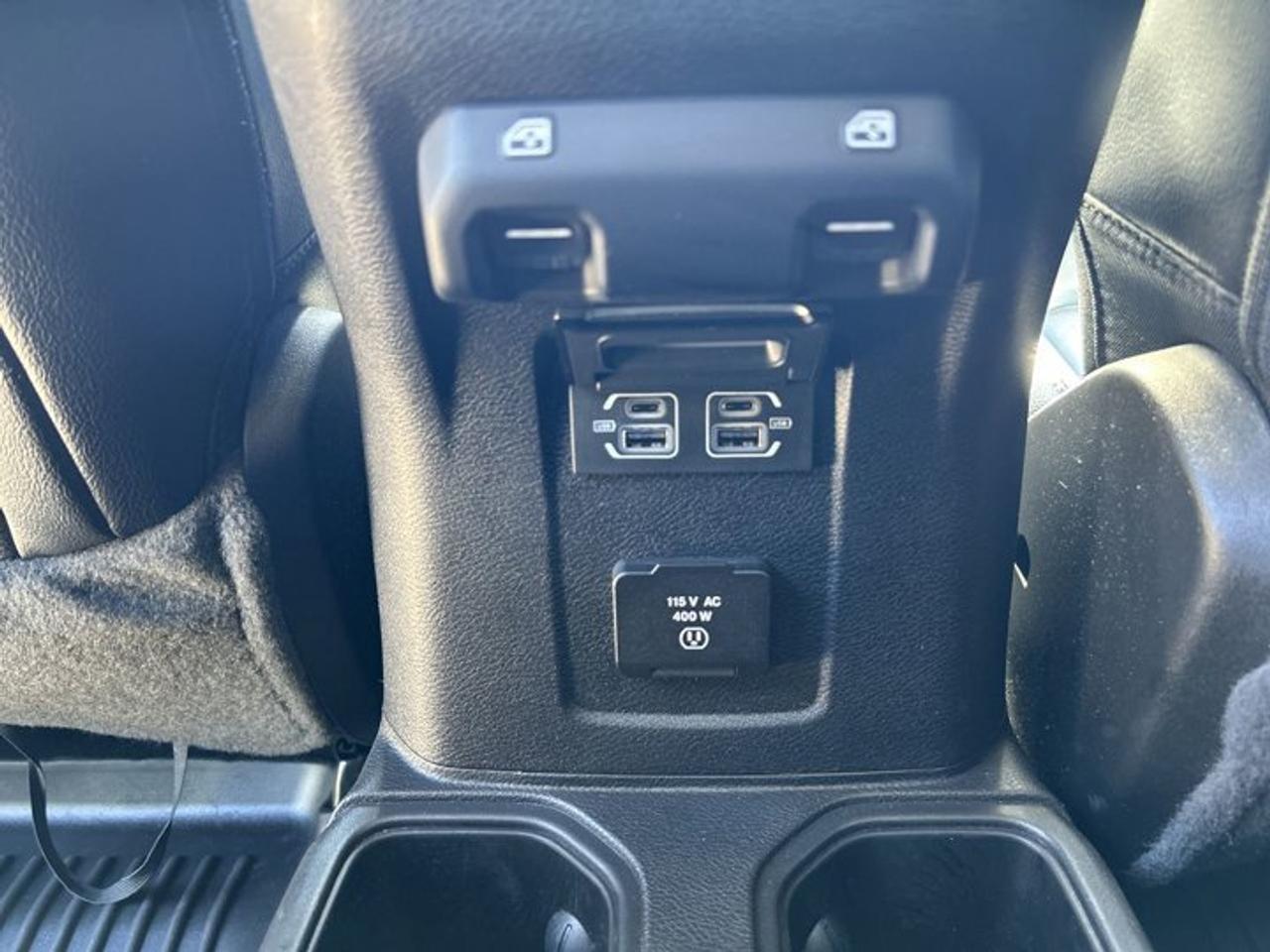 2021 Jeep Gladiator Overland 4x4 | No Accidents | Leather Seats Photo