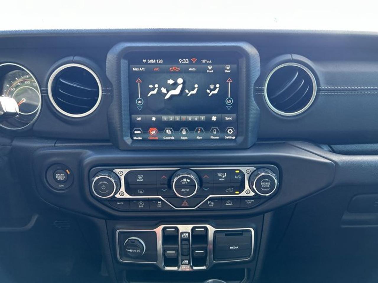 2021 Jeep Gladiator Overland 4x4 | No Accidents | Leather Seats Photo