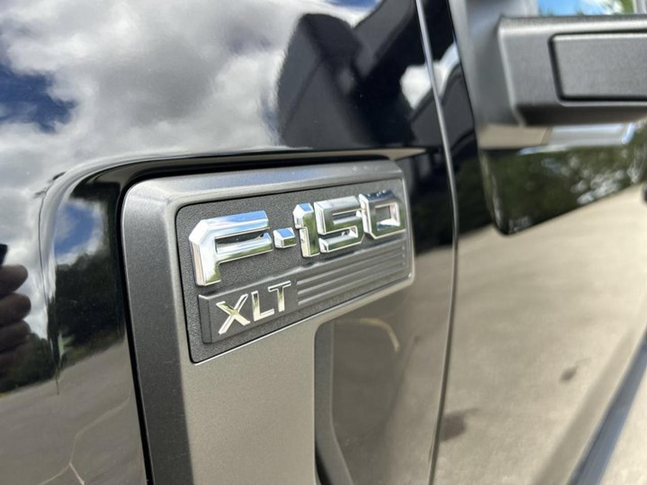 2022 Ford F-150 XLT SuperCrew 4WD | One Owner | No Accidents Photo