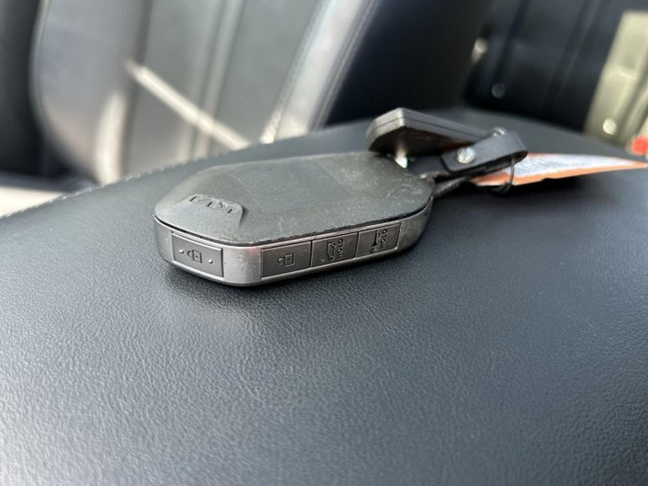 2024 Kia Sorento X-Line AWD | No Accidents | Panoramic Sunroof | Heated Steering Wheel Photo