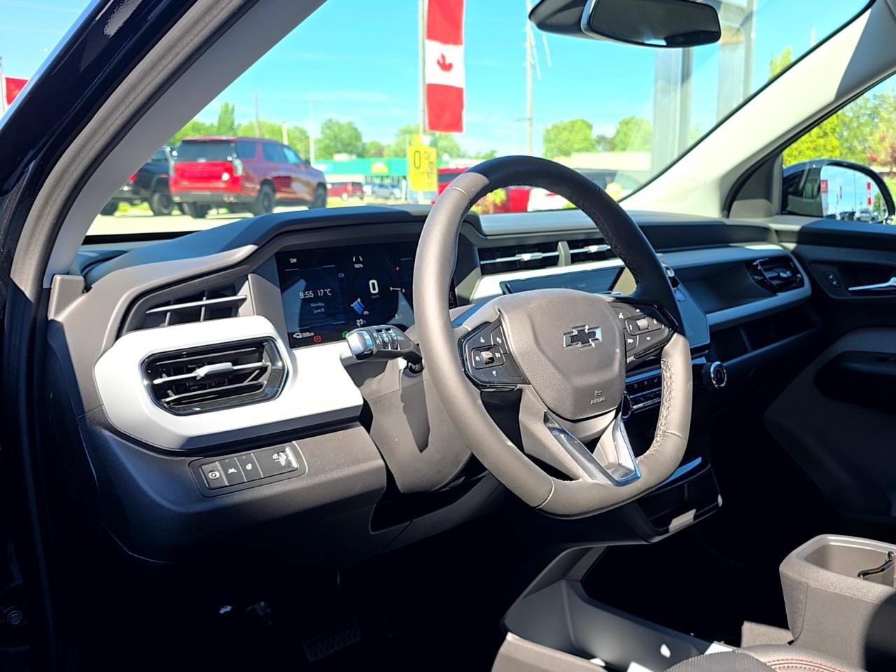 2027 Chevrolet Bolt FWD 4dr RS Photo3