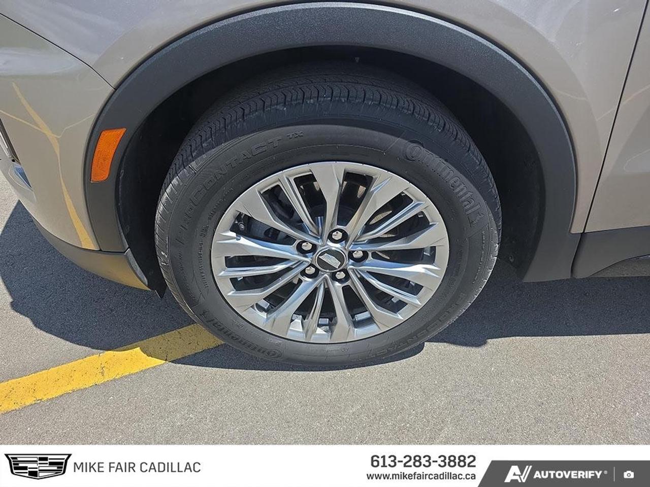 2024 Cadillac XT4 AWD 4dr Premium Luxury Photo