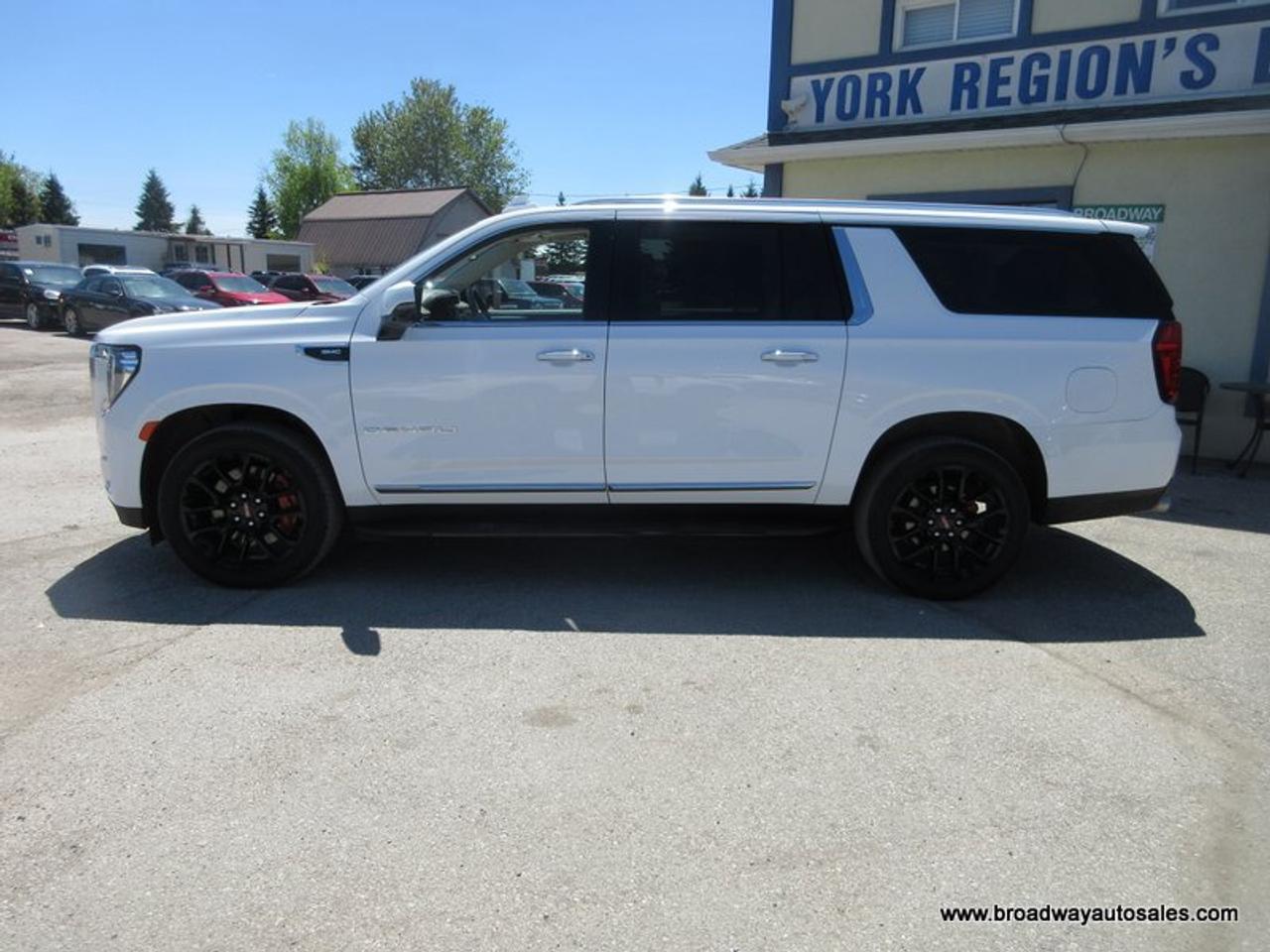 2022 GMC Yukon XL LOADED DENALI-VERSION 7 PASSENGER 6.2L - V8.. 4X4.. CAPTAINS.. 3RD ROW.. PANORAMIC SUNROOF.. LEATHER.. HEATED SEATS & WHEEL.. BACK-UP CAMERA.. Photo