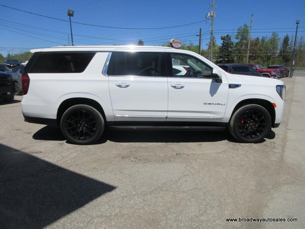 2022 GMC Yukon XL LOADED DENALI-VERSION 7 PASSENGER 6.2L - V8.. 4X4.. CAPTAINS.. 3RD ROW.. PANORAMIC SUNROOF.. LEATHER.. HEATED SEATS & WHEEL.. BACK-UP CAMERA.. Photo