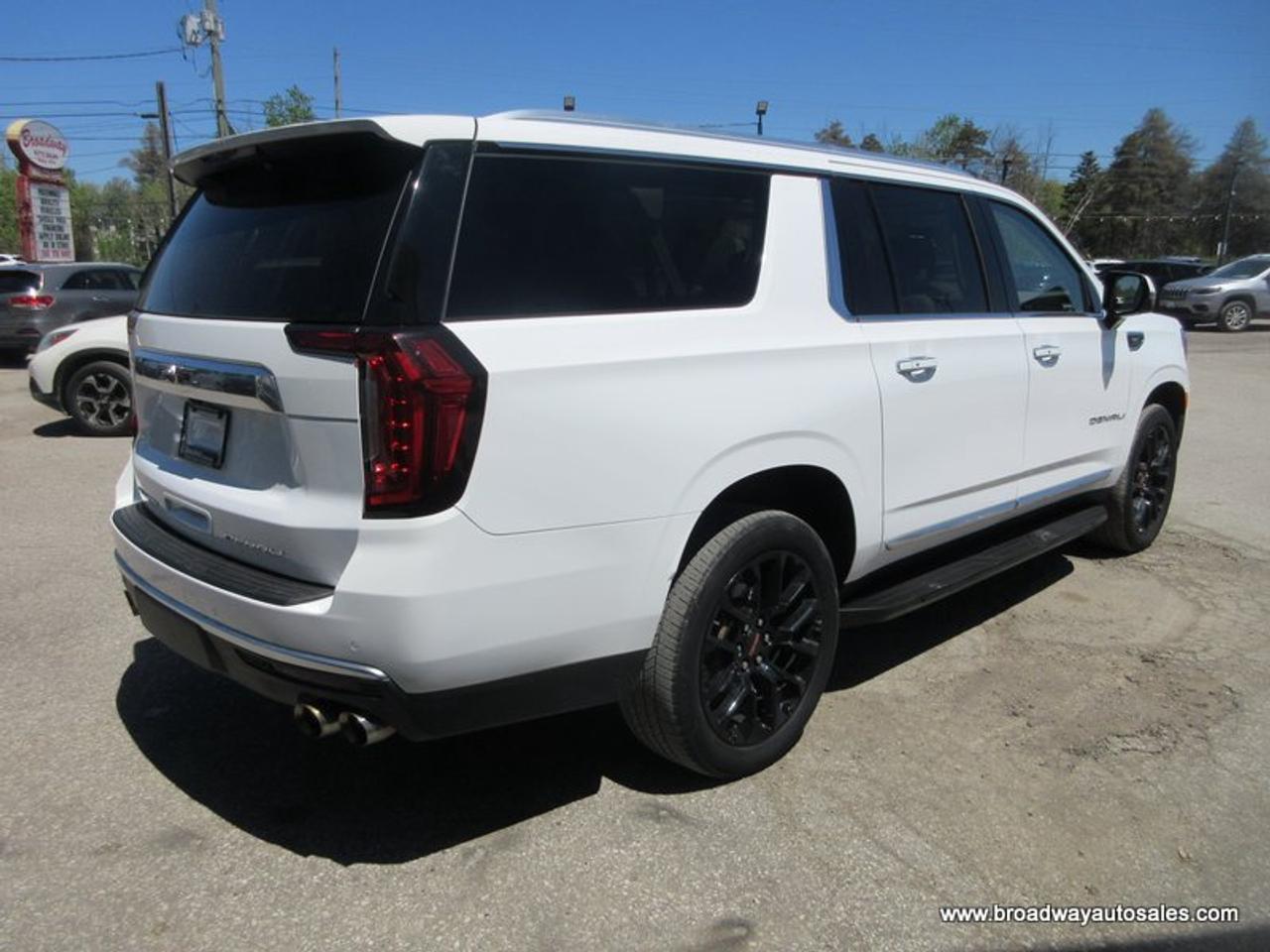 2022 GMC Yukon XL LOADED DENALI-VERSION 7 PASSENGER 6.2L - V8.. 4X4.. CAPTAINS.. 3RD ROW.. PANORAMIC SUNROOF.. LEATHER.. HEATED SEATS & WHEEL.. BACK-UP CAMERA.. Photo