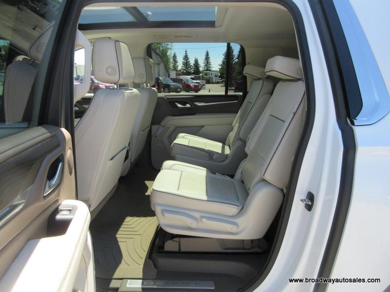 2022 GMC Yukon XL LOADED DENALI-VERSION 7 PASSENGER 6.2L - V8.. 4X4.. CAPTAINS.. 3RD ROW.. PANORAMIC SUNROOF.. LEATHER.. HEATED SEATS & WHEEL.. BACK-UP CAMERA.. Photo