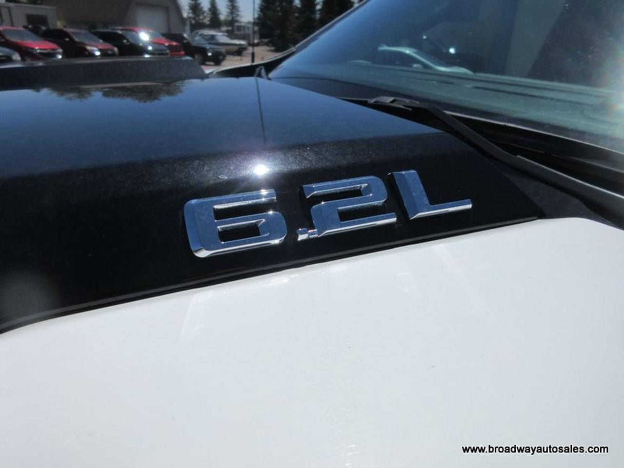 2023 Chevrolet Silverado 1500 LOADED ZR2-MODEL 5 PASSENGER 6.2L - V8.. 4X4.. CREW-CAB.. SHORTY.. POWER SUNROOF.. LEATHER.. HEATED SEATS & WHEEL.. BACK-UP CAMERA.. Photo