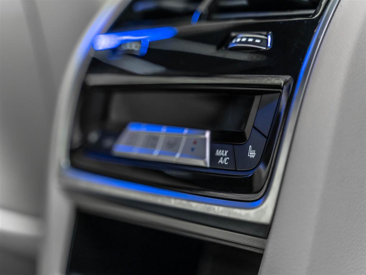 2020 BMW X6 M50i|Individual Interior|M Aerodynamics|Carbon Interior|Laser Lights Photo