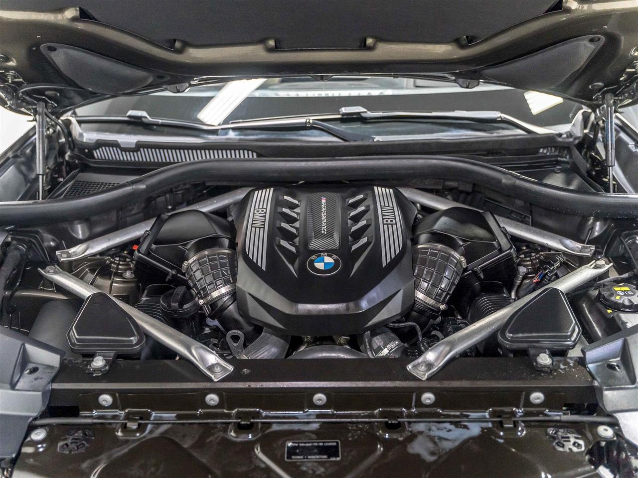 2020 BMW X6 M50i|Individual Interior|M Aerodynamics|Carbon Interior|Laser Lights Photo